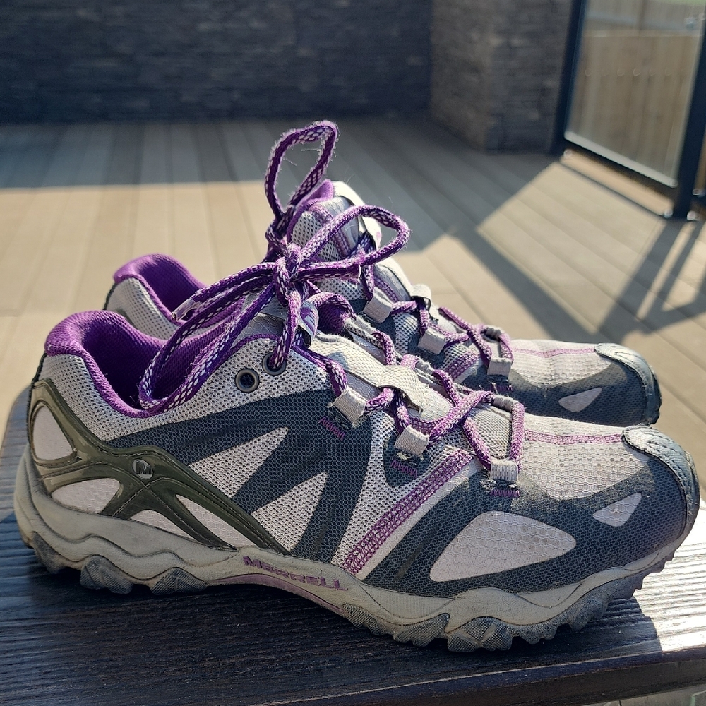 (6.5)Merrell Purple Gray Women's Athletic Shoes Athleisure Hiking Fish Outdoors